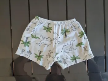 Short 3ans