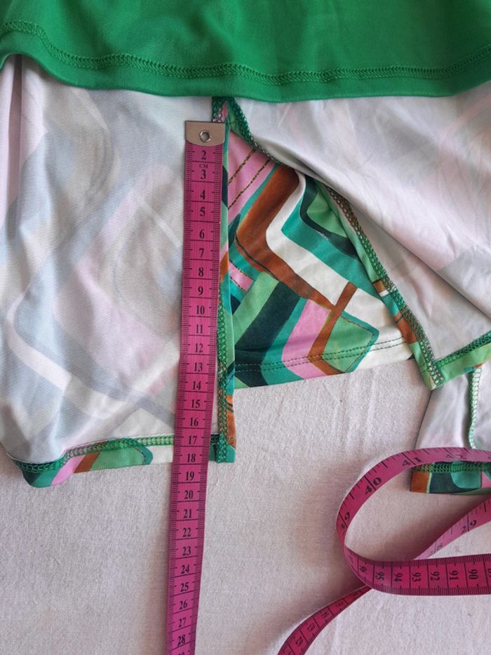 Jolie robe à motifs Cams neuve avec etiquette - photo numéro 16