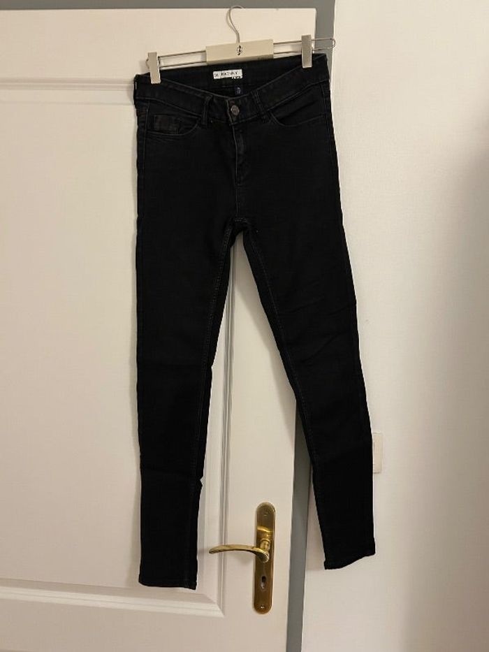 Jean / Pantalon noir femme