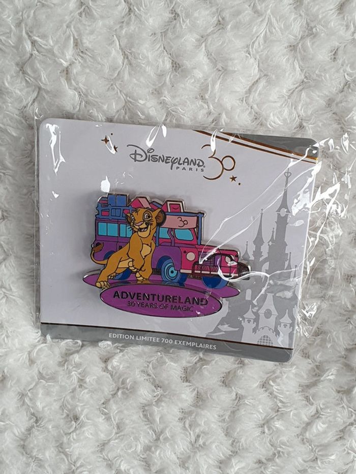 Pins Simba LE 700 30 ans Disneyland Paris pin Neuf
