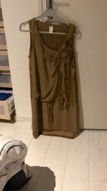 Robe dorée
