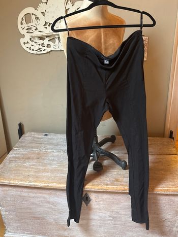 Primark – Pantalon noir stretch – Taille 42 EU – Couture centrale & tirette 