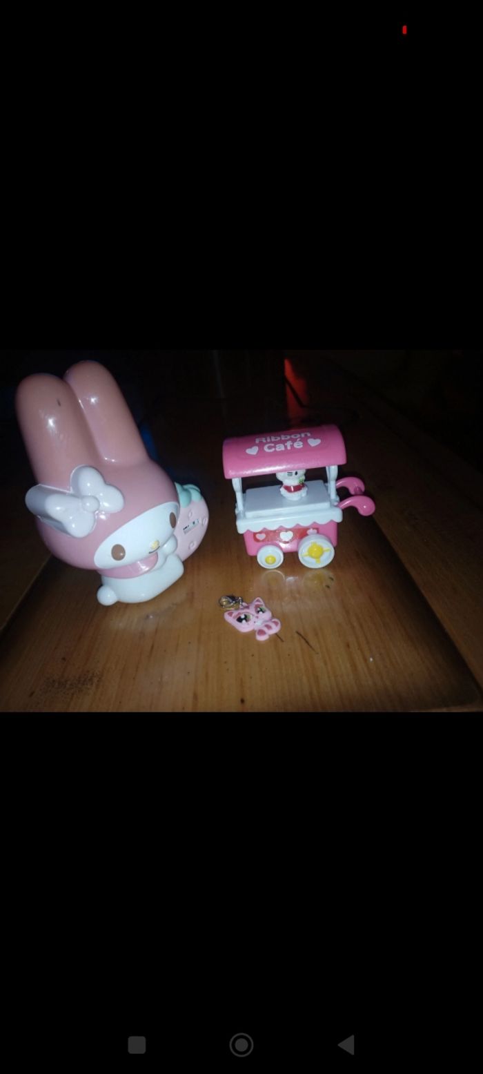 Lot hello Kitty M'y Melody  chariot et figurine - photo numéro 2
