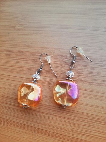 Boucles d'oreilles verre neuves