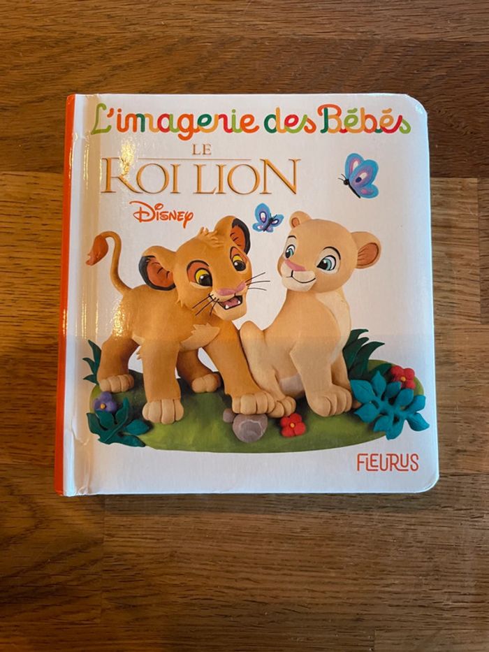 Livre L’imagerie des bébés Le roi lion Disney