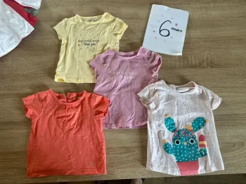 Lot 4 tee shirt manche courtes 6 mois