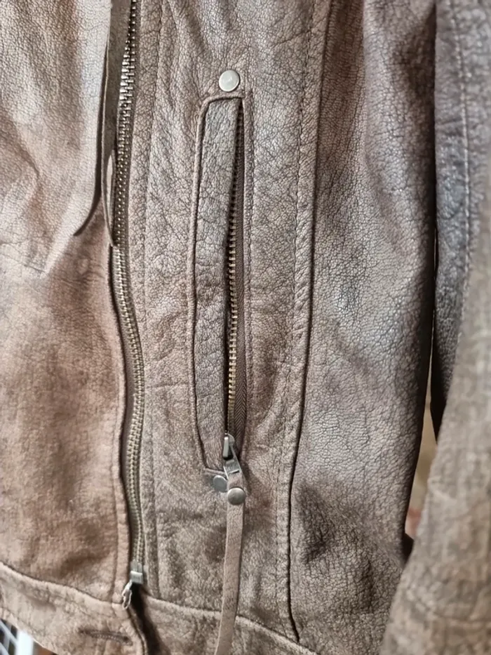 Veste en cuir - photo numéro 3