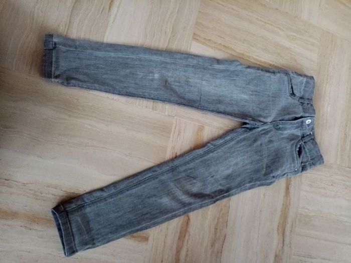 Jean gris à poches coeur