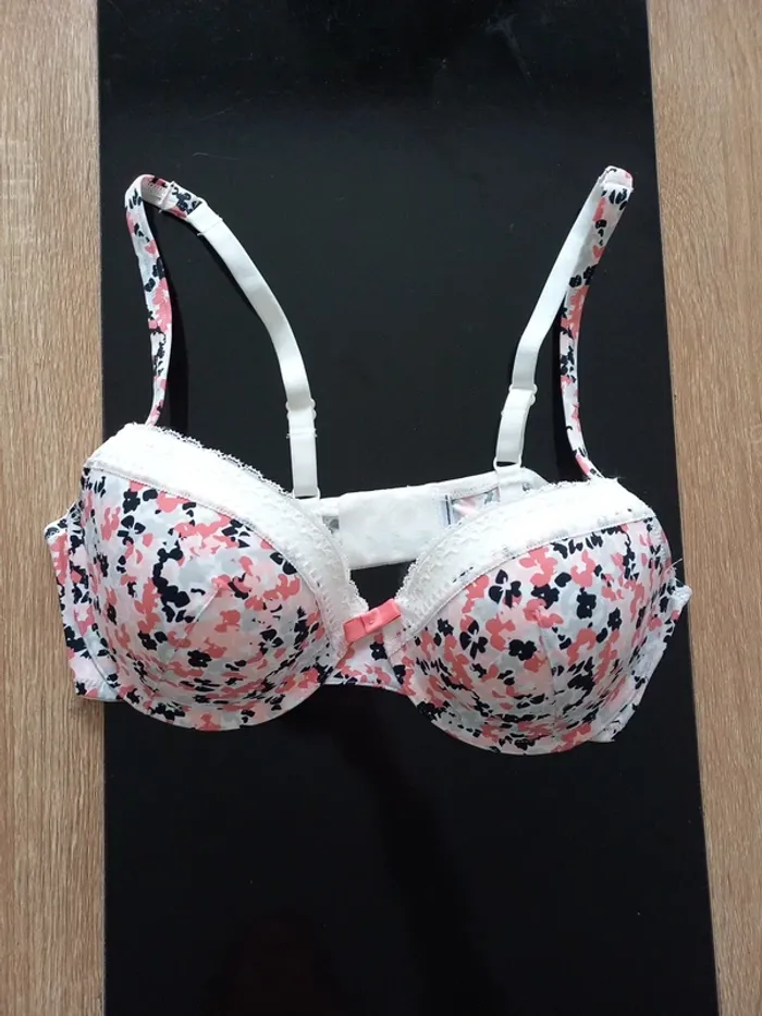 Soutien gorge 90C - photo numéro 4