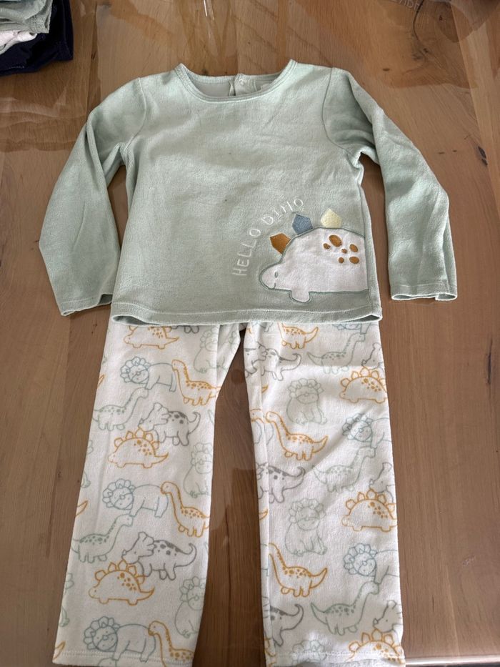 Pyjama 4 ans - photo numéro 2