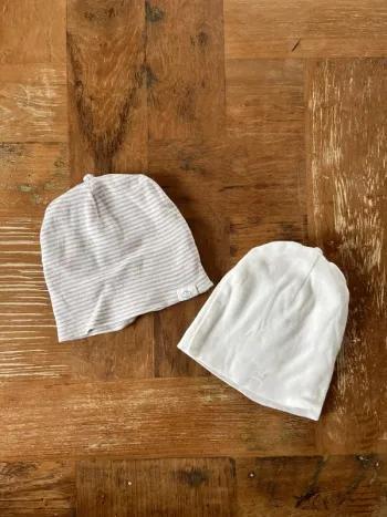 Lot de bonnets