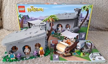 Lego Ideas 21316 Les Pierrafeu / The Flintstones