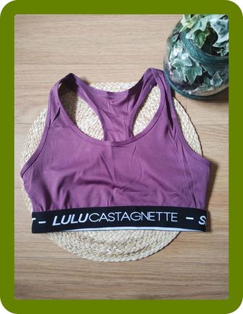 Brassière de sport neuve lulu castagnette taille L / XL neuve jamais porté