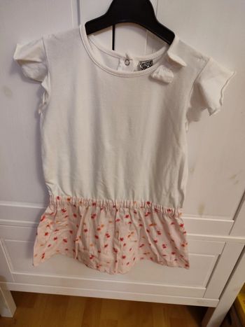 Robe manches courtes