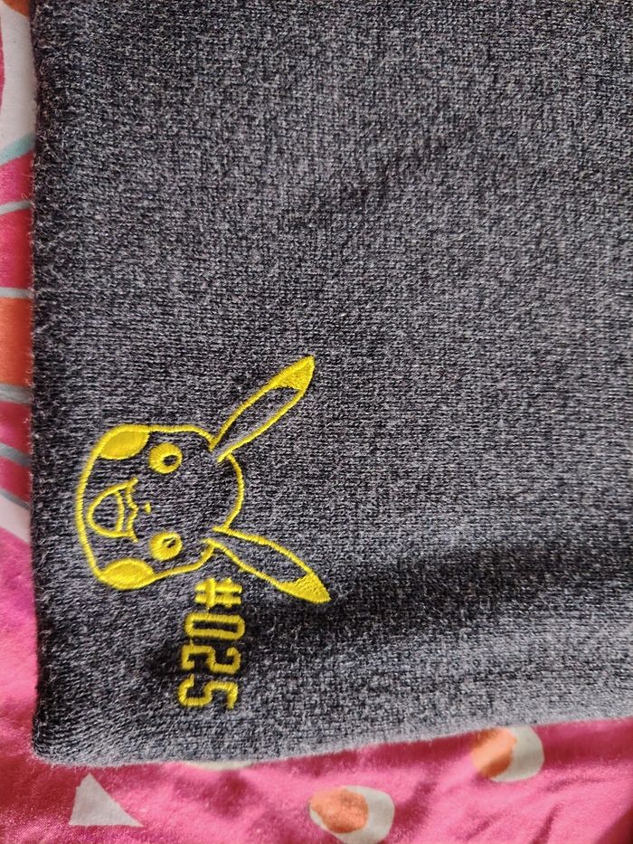 Ensemble bonnet/snood thème pokémon - photo numéro 2