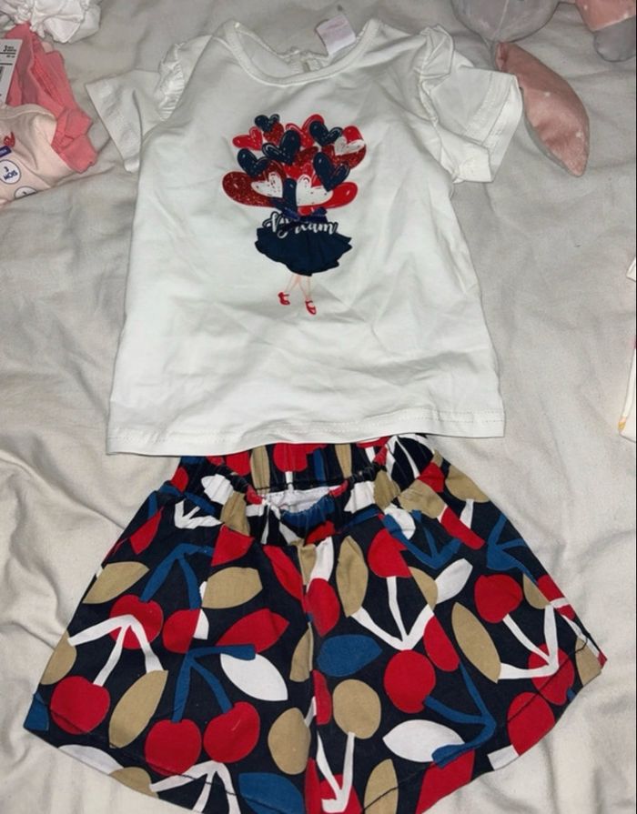 Ensemble short t shirt neuf
