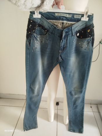 #kytieSfemme. Magnifique Jeans push up taille S
