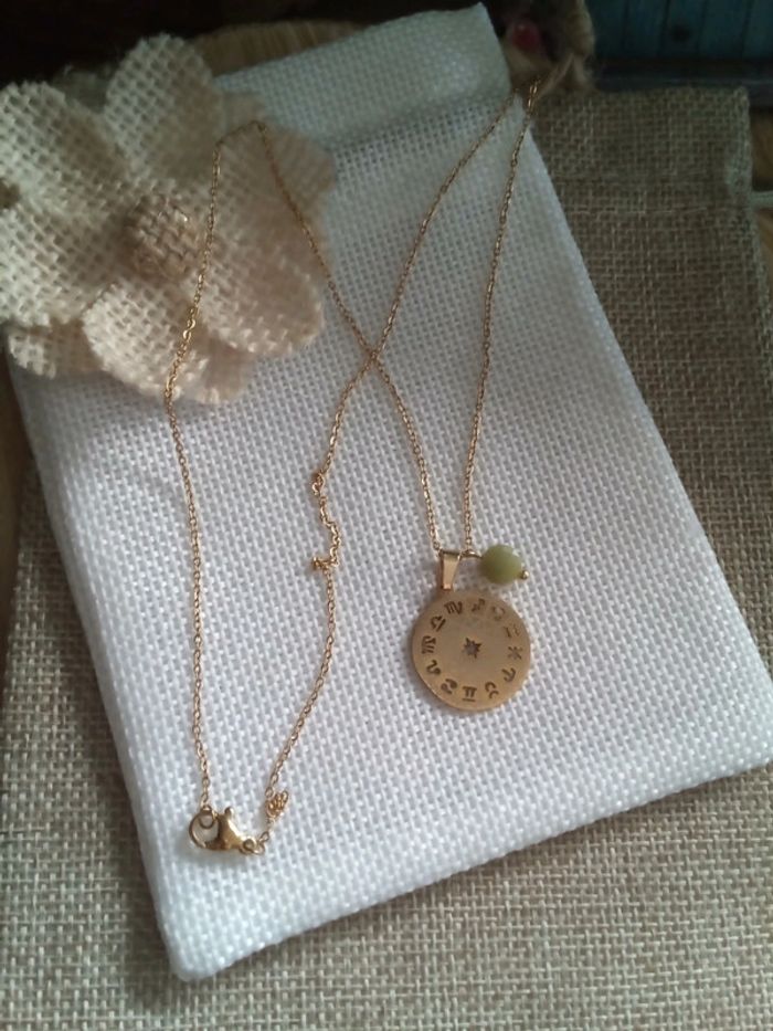 Collier astro et pierre de jade naturelle - photo numéro 3