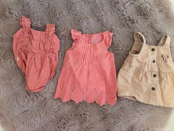 Lot de robe 1 mois