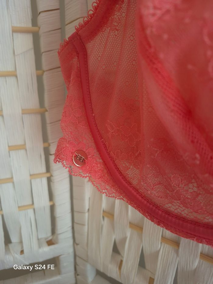 Soutien-gorge avec armatures Brigitte Bardot dentelle corail neuf 100C femme - photo numéro 5