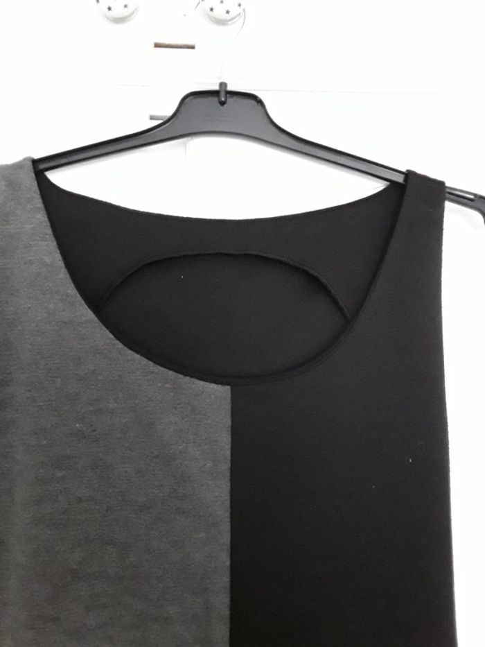 Robe noir et gris - photo numéro 2