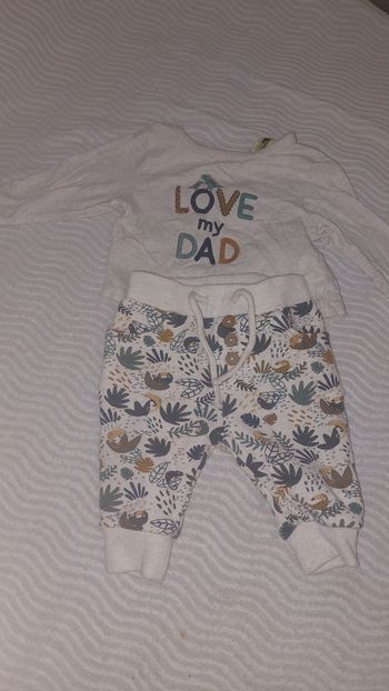 Lot vêtements bébé