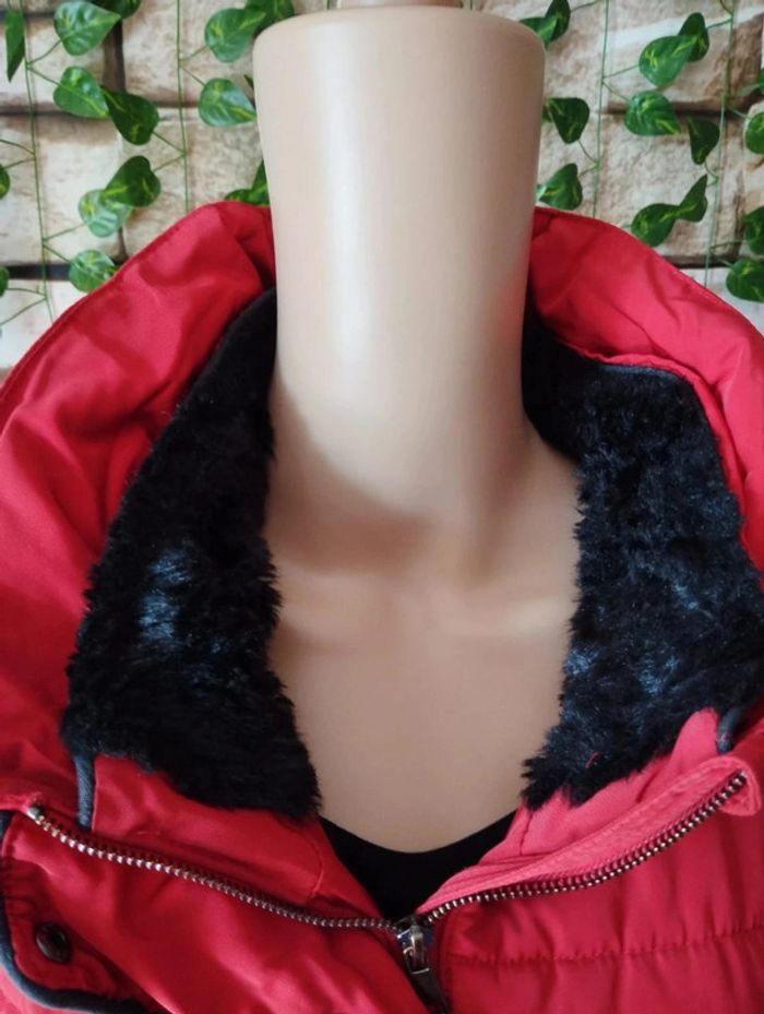 🌸Doudoune rouge Camaieu Taille 38🌸 - photo numéro 2