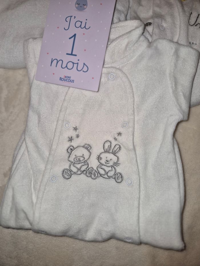 Pyjama 1 mois - photo numéro 4