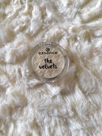Essence The Velvets Eyeshadow - Fard à paupières