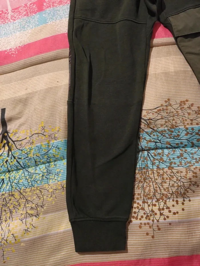Pantalon Zara 9 ans - photo numéro 2