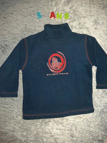 Pull hiver spiderman