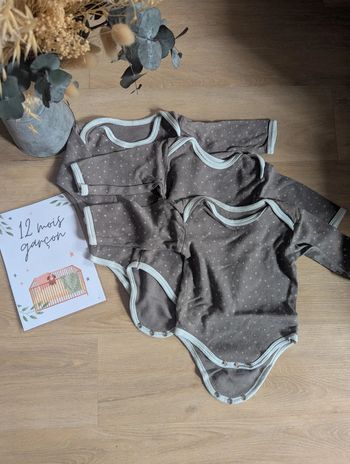 Lot de 3 bodies Trois kilos sept 12 mois