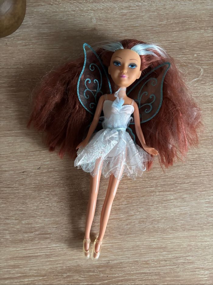 Poupée barbie fée - photo numéro 2