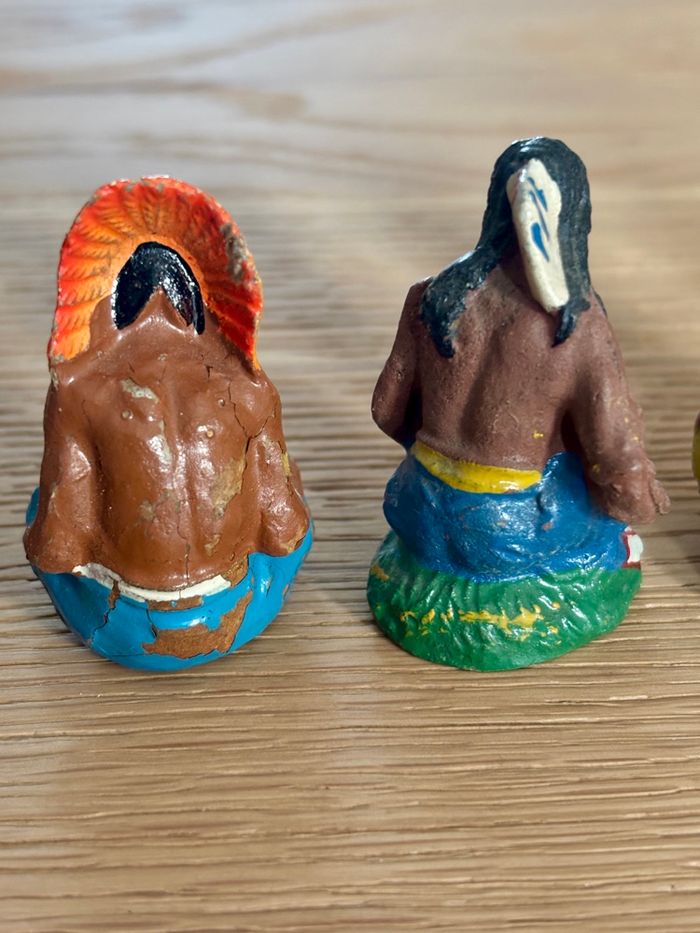 Rare-Lot de 4 Indiens en Composition des Années 60 Peints à la Main - photo numéro 8