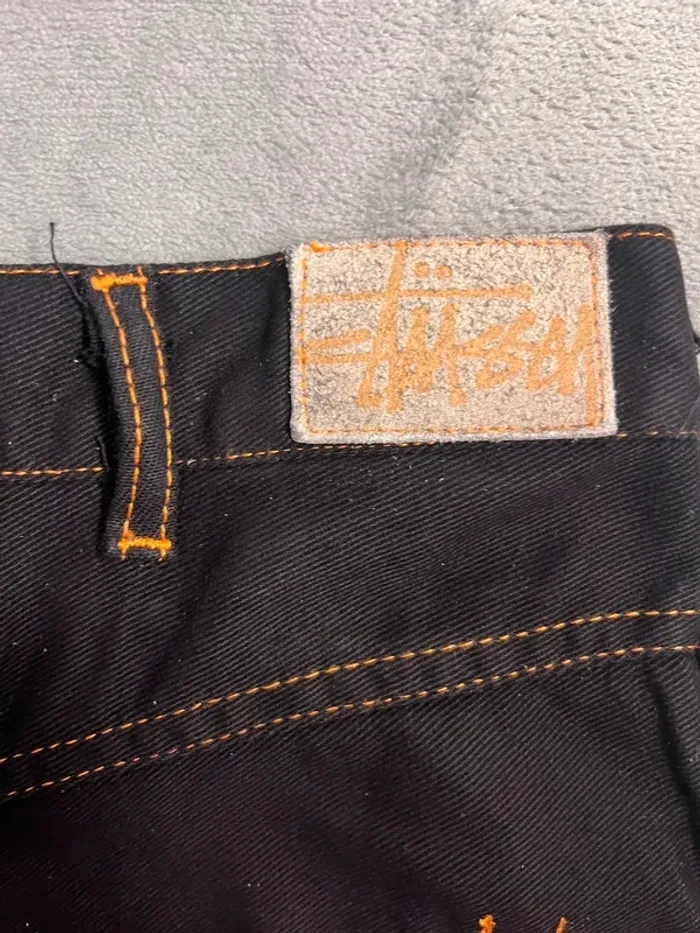 Short/Jort Stussy Black Embroidered Orange Big Logo Back – Taille XL - photo numéro 6