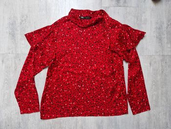 Blouse fluide Zara neuve XS rouge avec cœurs noirs et blancs
