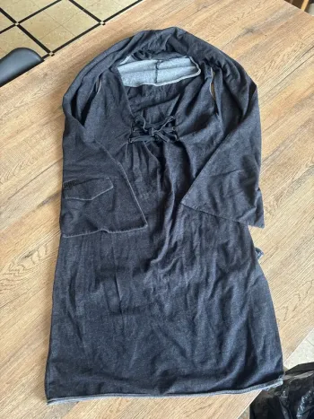 Robe cop copine