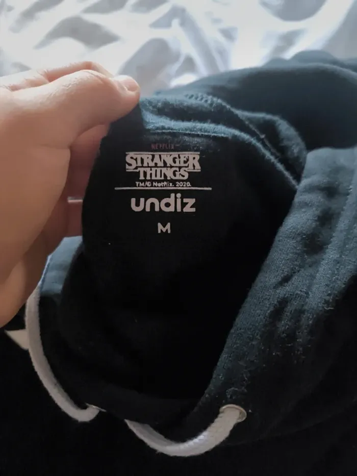 Pull stranger things Undiz - photo numéro 3