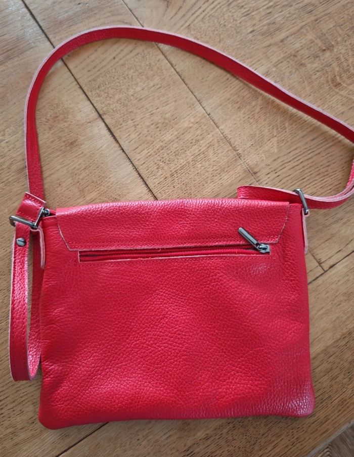 Sac bandoulière en cuir véritable comme neuf - photo numéro 2