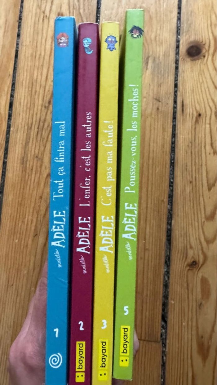 Lot livres mortelle adele - photo numéro 6
