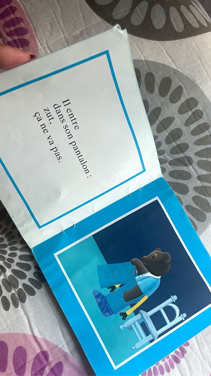 Livre Petit Ours Brun s’habille - photo numéro 3