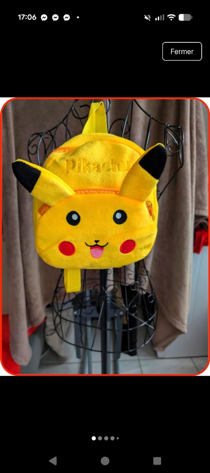 Sac à dos Pikachu en peluche – NEUF