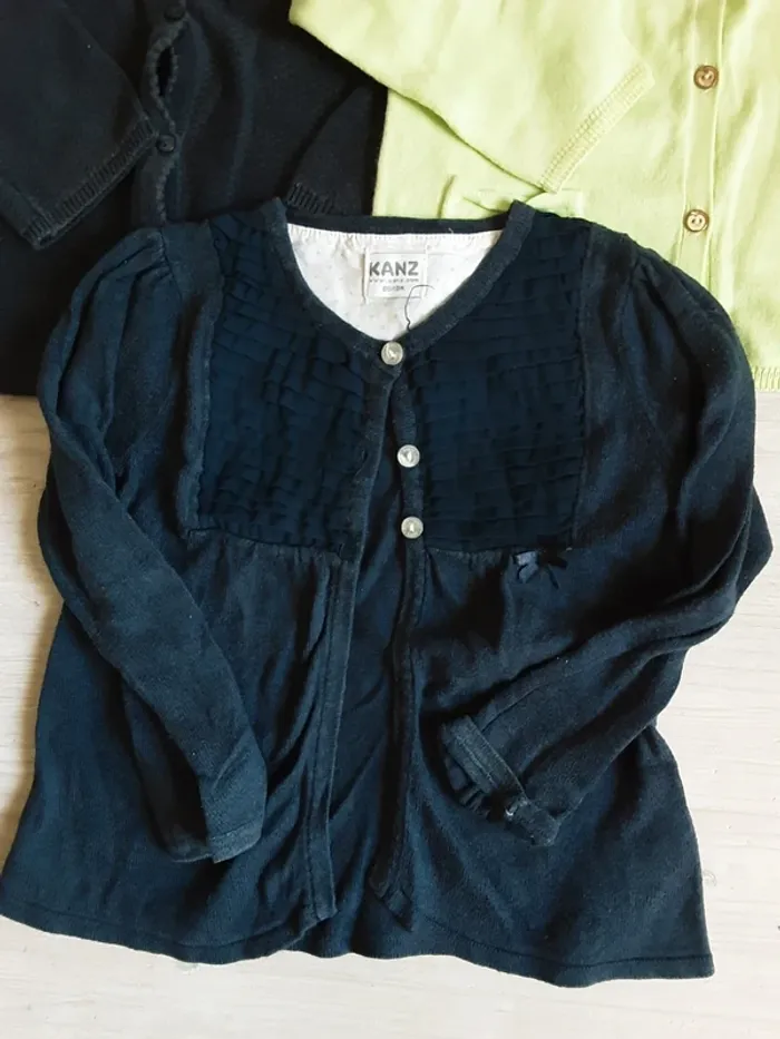 Lot 3 gilets fin T. 86-92 cm (18-24 mois) - photo numéro 2