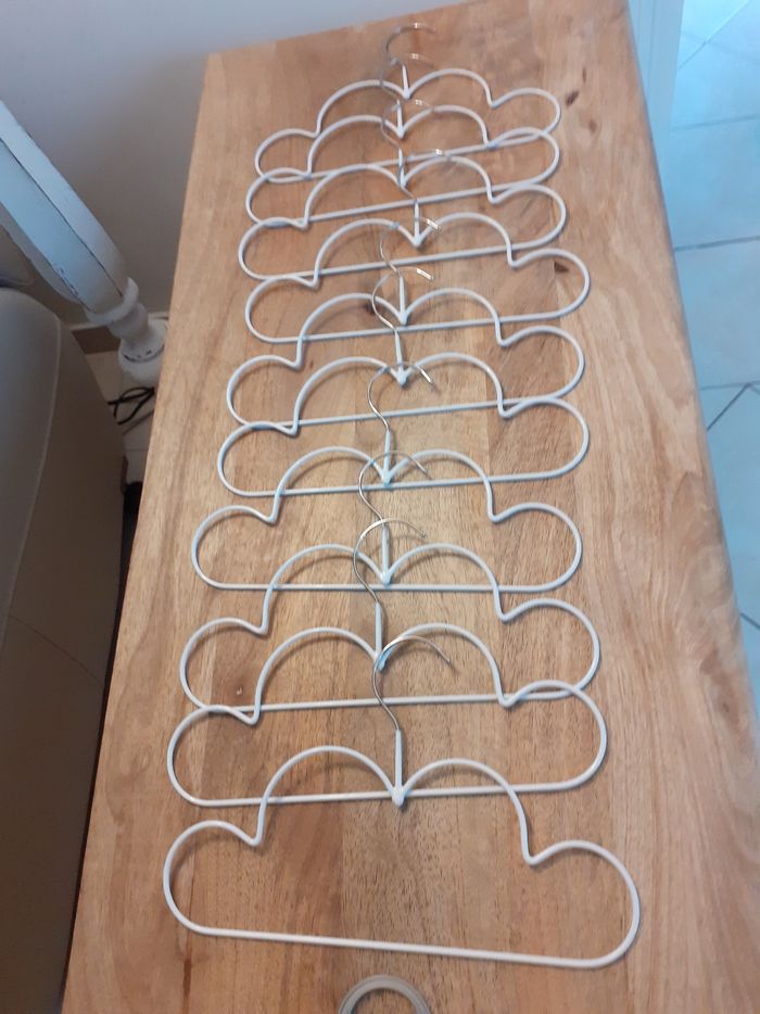 Lot de 12 cintres pour enfant - photo numéro 3