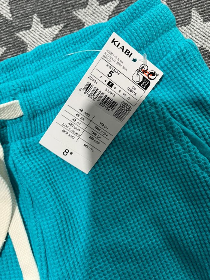 Short turquoise Kiabi - photo numéro 2