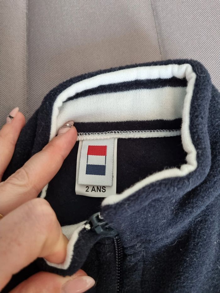 Gilet polaire sans manche 2 ans - photo numéro 2