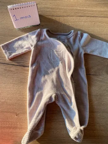 Pyjama 1 mois