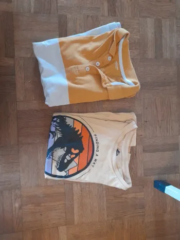 2 T.shirts 11 12 ans
