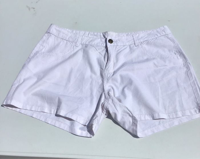 Short blanc blanc taille 42 , 100% coton