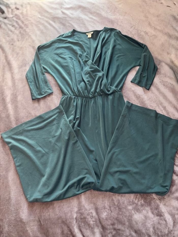 Combinaison verte Monki femme fluide taille S en bon état. - photo numéro 6